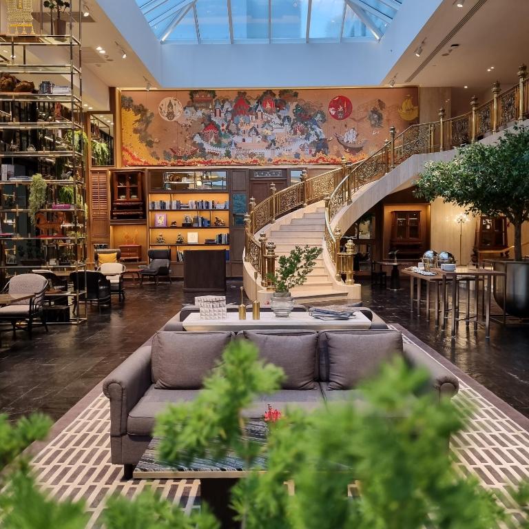 フロント・ロビー