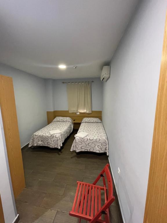 Hostal Tres Hermanos photo
