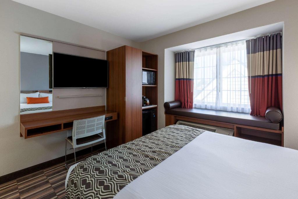 Microtel Inn & Suites by Wyndham Sunbury/Columbus North photo