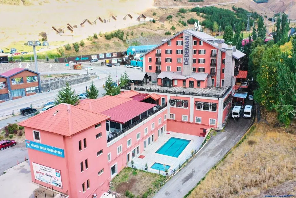Dedeman Palandoken Ski Lodge Hotel, hotel in Erzurum