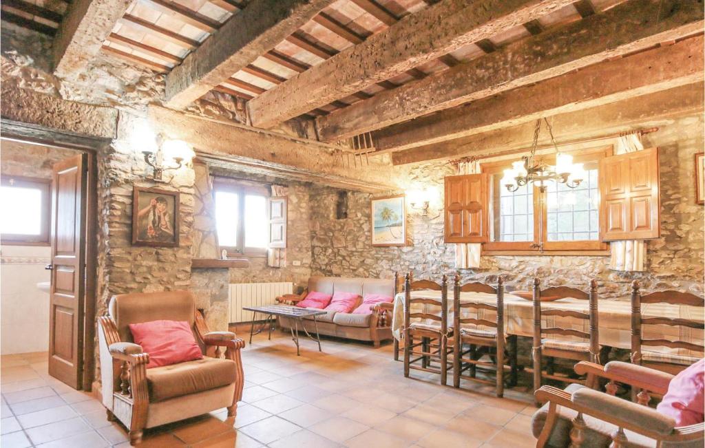 Gorgeous Home In Calonge - 2