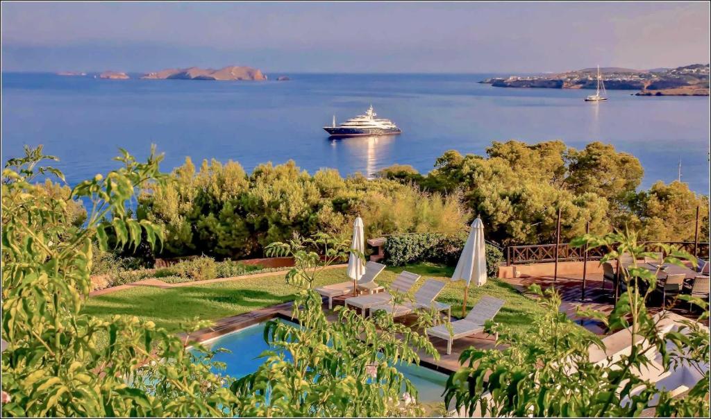 Amazing Ibiza Villa Can Icarus 6 Bedrooms Perched On A Cliff Overlooking The Beach Of Cala Moli San Jose - 3