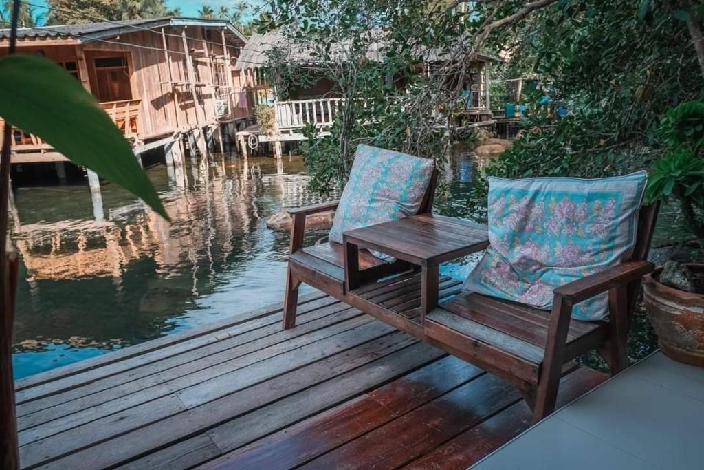 Klongmad Hostel Kohkood คลองมาดโฮสเทล photo