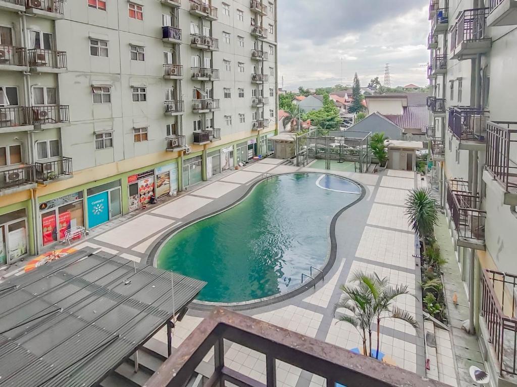 RedLiving Apartemen The Suites Metro King Property Tower C