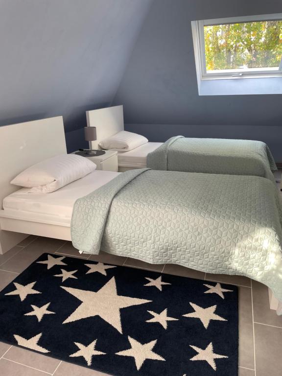 Deluxe Apartment photo