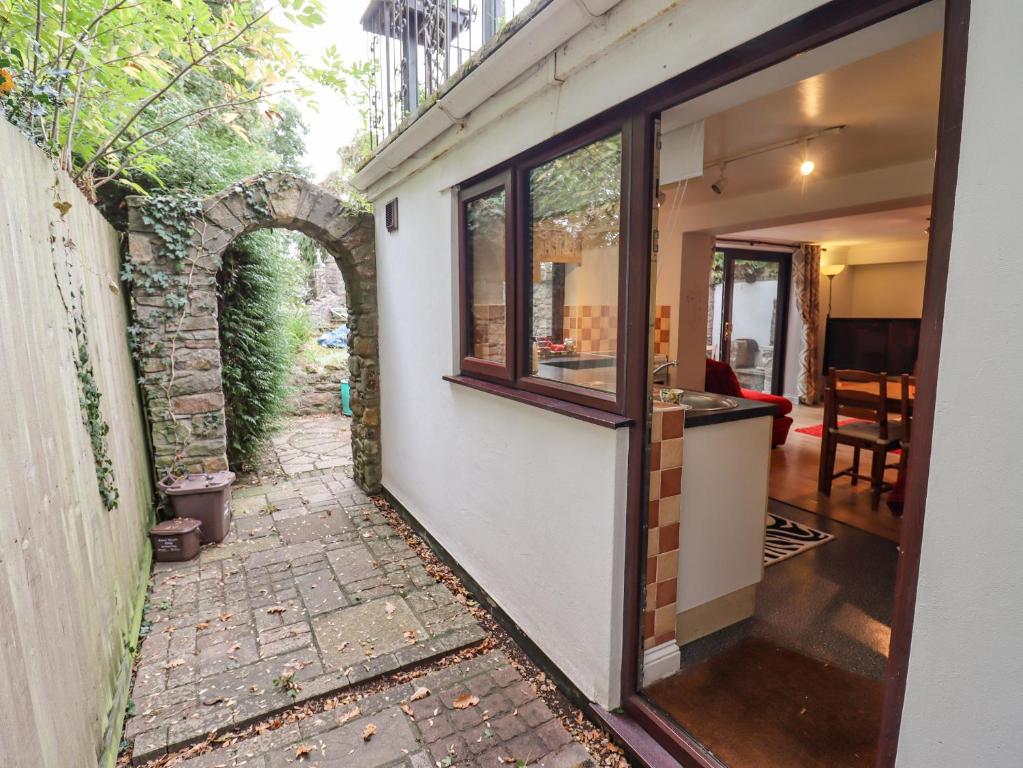 Tinkletod, Holiday home Clevedon