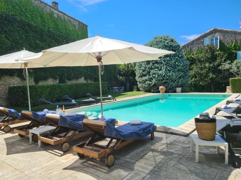 Maison Fontvieille, 8 pièces, 12 personnes - FR-1-599-41