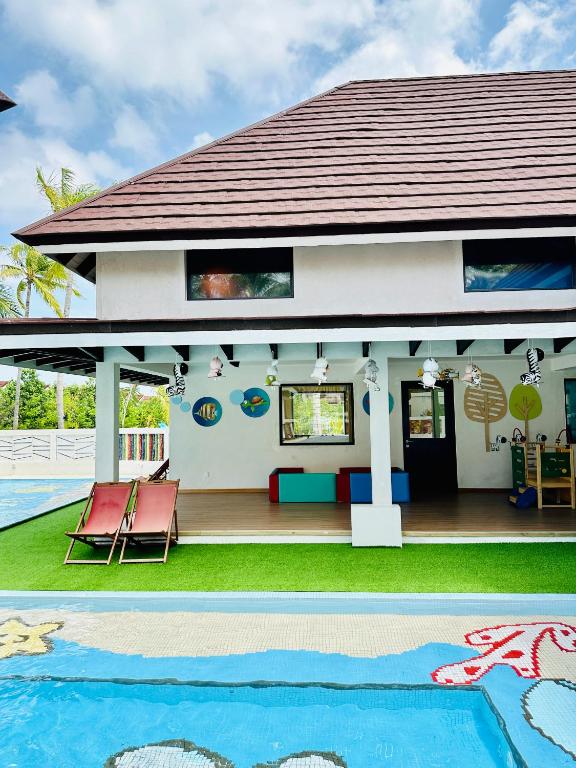 OBLU XPERIENCE Ailafushi - All Inclusive with Free Transfers — Attractions for children in Kaafu Atoll, Kaafu