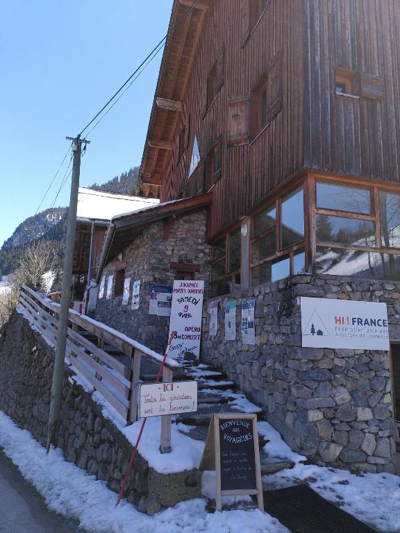 Auberge de Jeunesse HI La Clusaz - 4