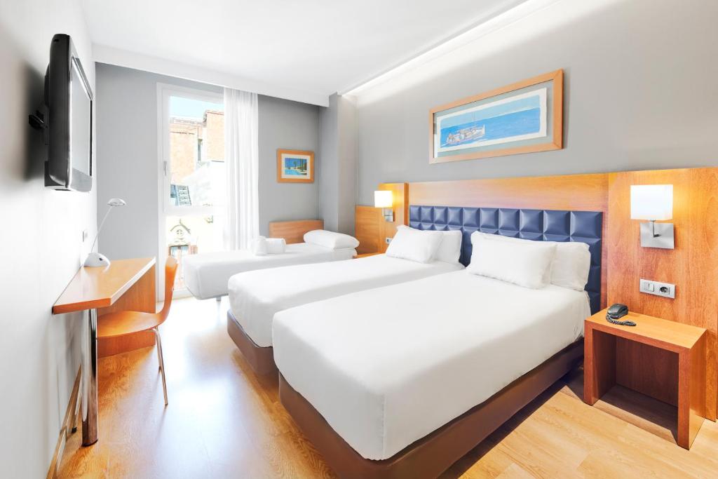 Barcelona Century Hotel - 4