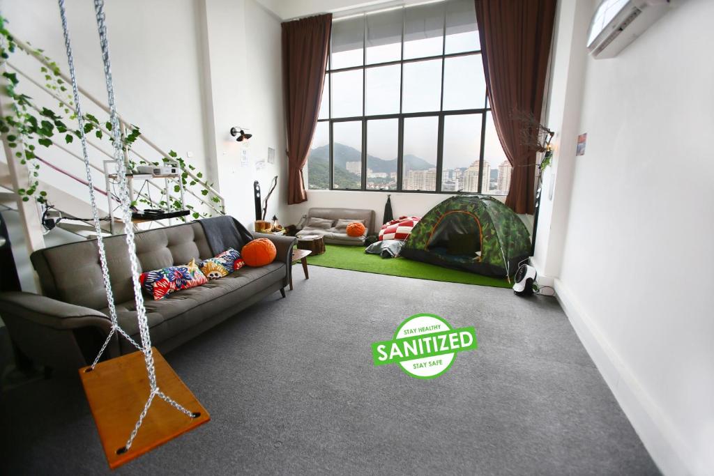 Private Forest Camp - Cinema, Hammock, Swing at CEO Penang — Hotel in Penang