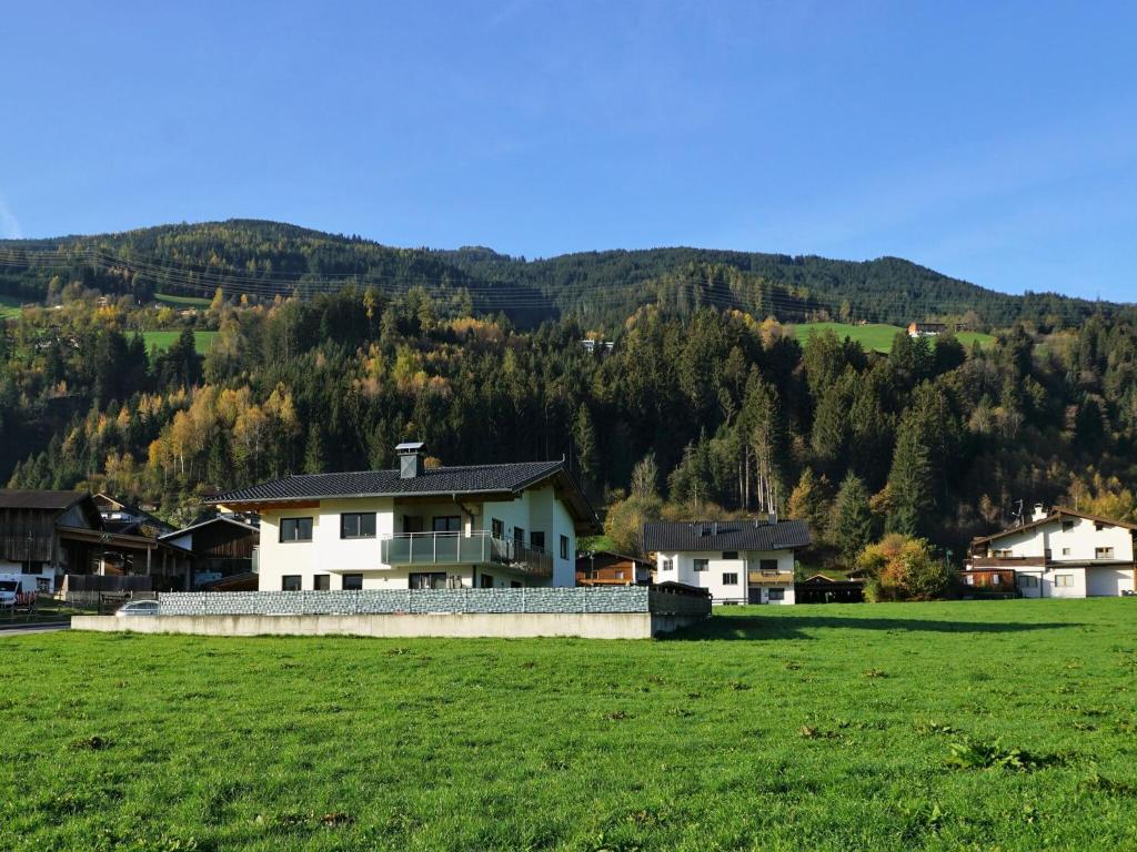 Chalet in Kaltenbach near Ski Lift - 5