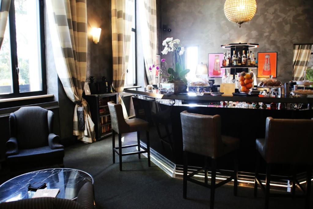 Bar/lounge