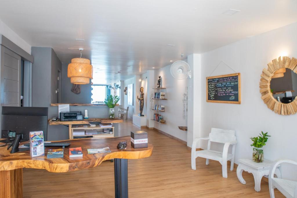 Riviera Beach Hotel photo