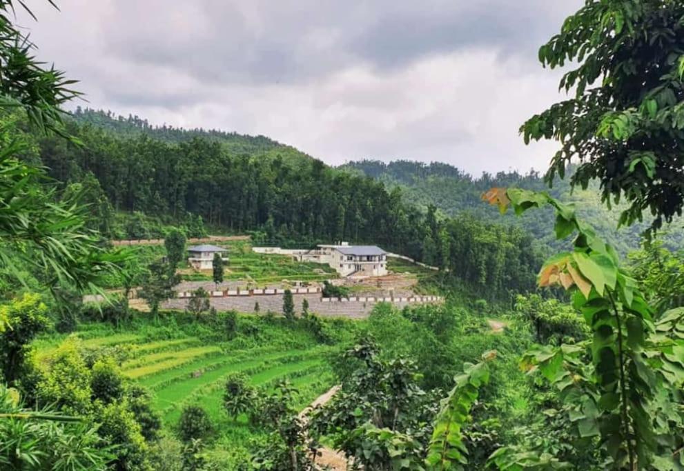 Dehradun Beautiful new private cottage with Kitchen in the Hills — Hotel in Dehradun