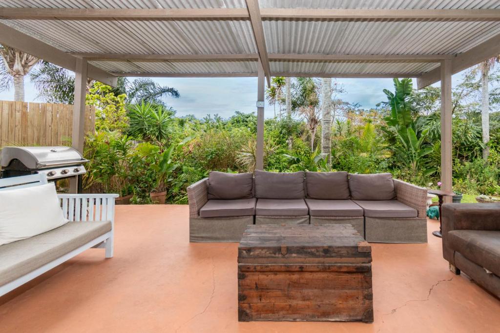 Lagoon Beach House photo