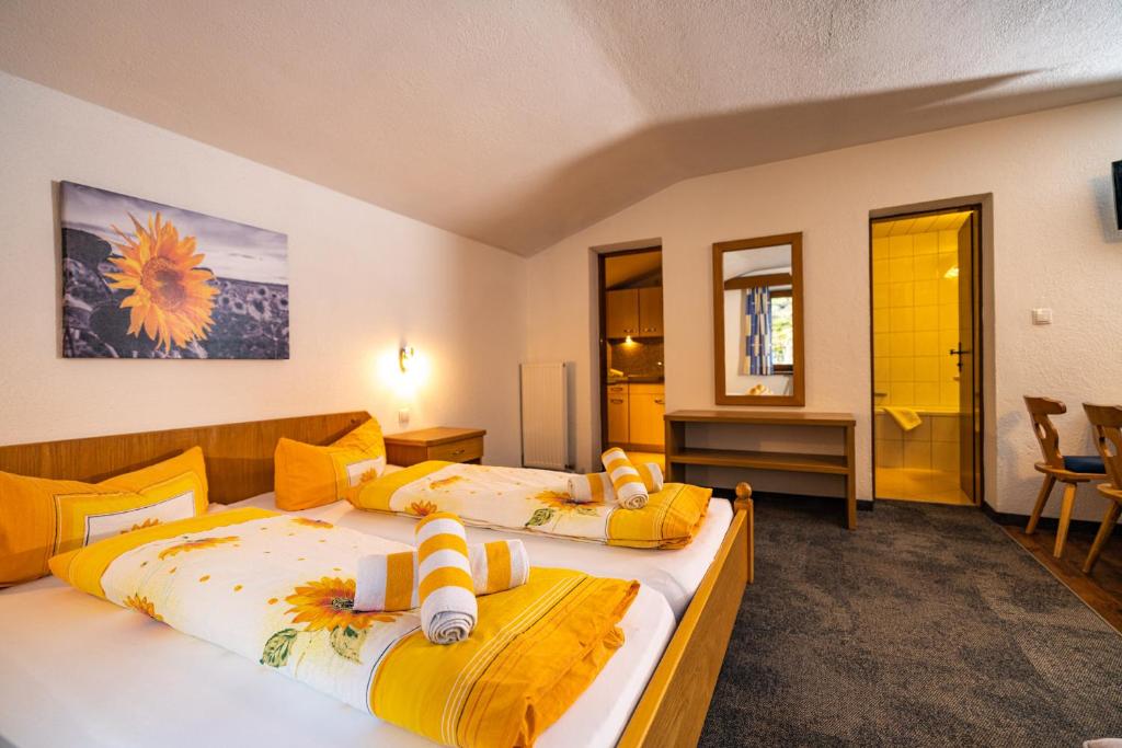 Haus Anton Sölden - Apartments & Zimmer - 3
