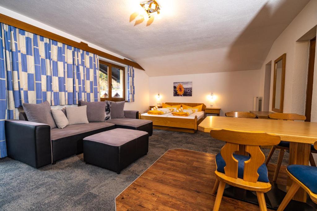 Haus Anton Sölden - Apartments & Zimmer - 4