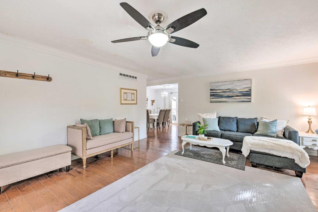 Family-Friendly Marietta Home with Yard and Porch