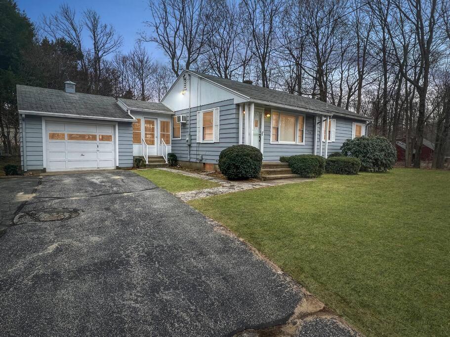 Retro mid-century modern ranch in the heart of CT!