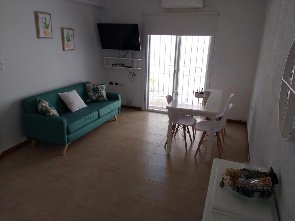 Hermoso Departamento en Mendoza - 1