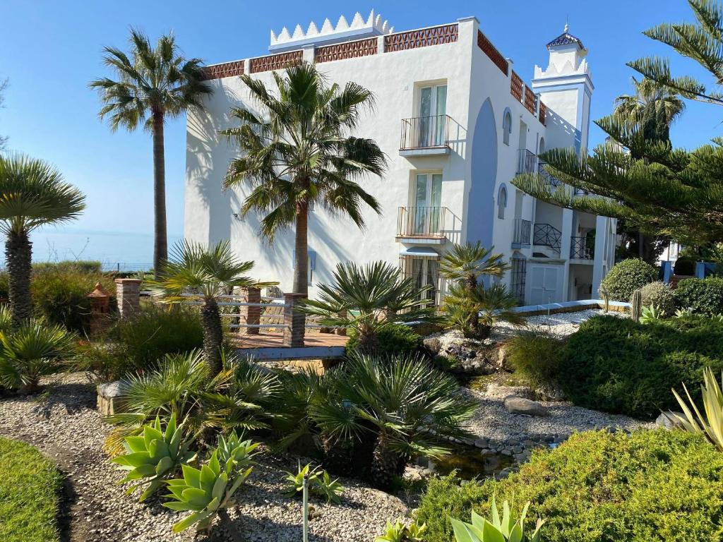 Frontline Beach Apartment, La Perla de la Bahia, Bahia de Casares - Estepona - 5