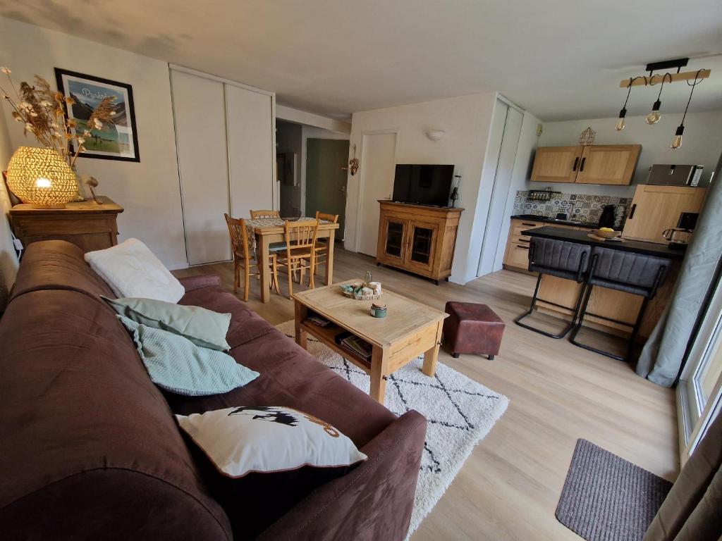 Appartement rénové proche de Luz Saint Sauveur 1chambre et 1 coin cabine - 1