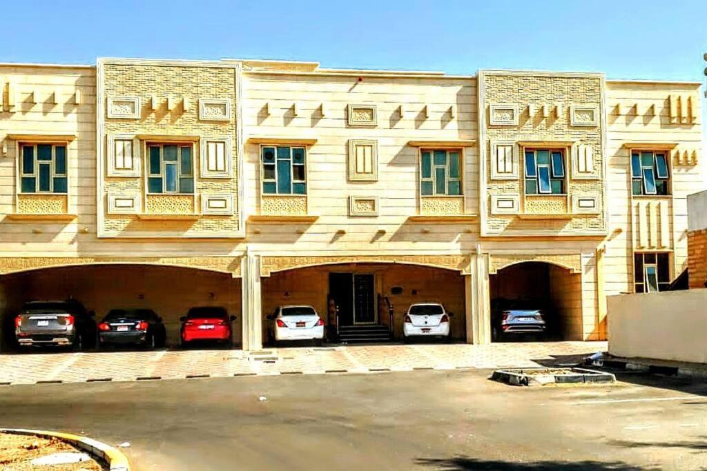 Full Apartment in Central Al Ain (All Amenities) photo