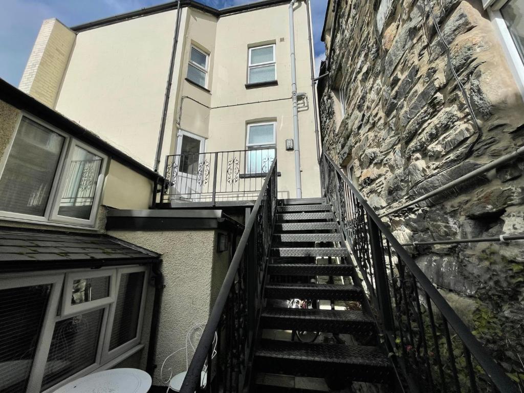 Flat 2, Ty Newydd, Barmouth photo 7