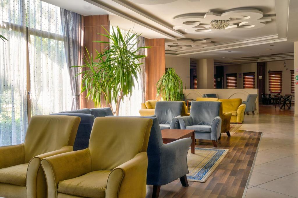 Blue Fish Hotel All Inclusive — Hotel building in Konakli