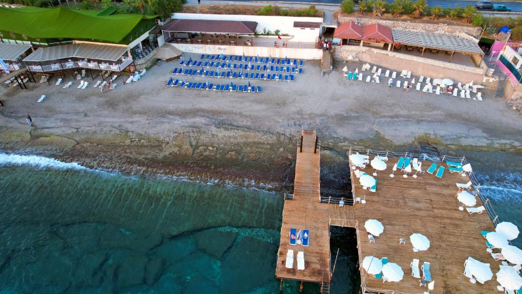 Blue Fish Hotel All Inclusive — Beach in Konakli