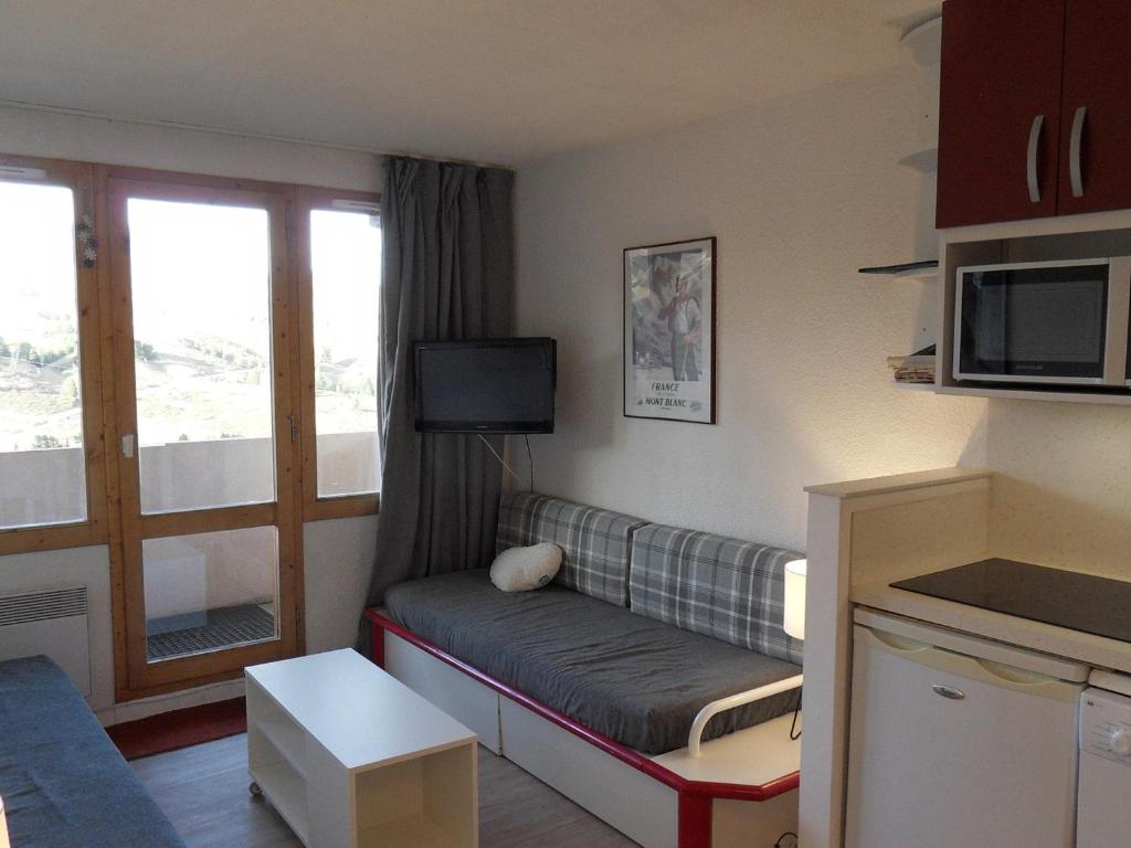 Appartement cosy au pied des pistes avec balcon et parking - FR-1-181-2040 - 4