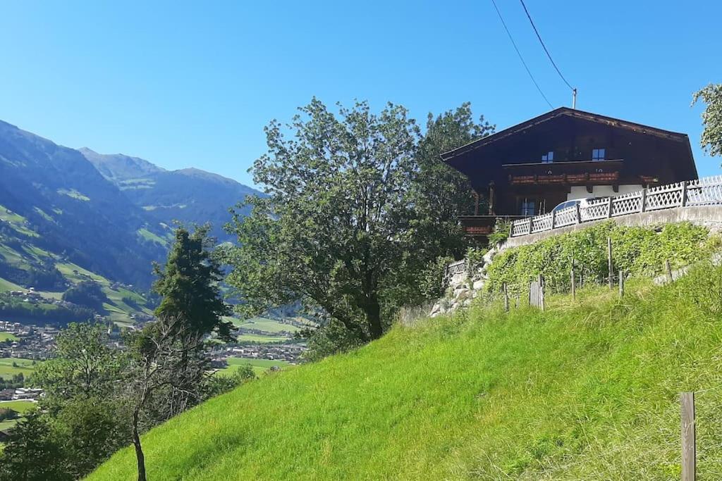 Alpine cottage with exceptional view, Mayrhofen