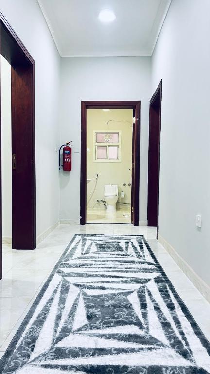 A private villa with a courtyard, and next to it a private room with a car park separate from the vi photo