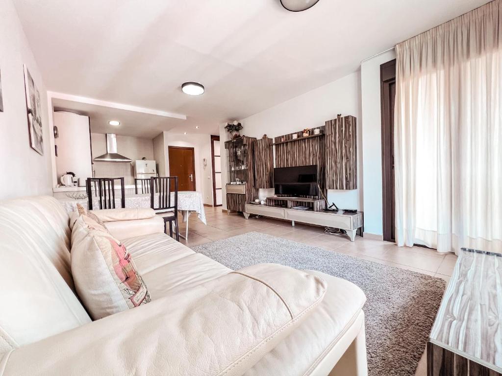 Beautiful 1 bedroom apartment in Palm Mar, PM101 - 2