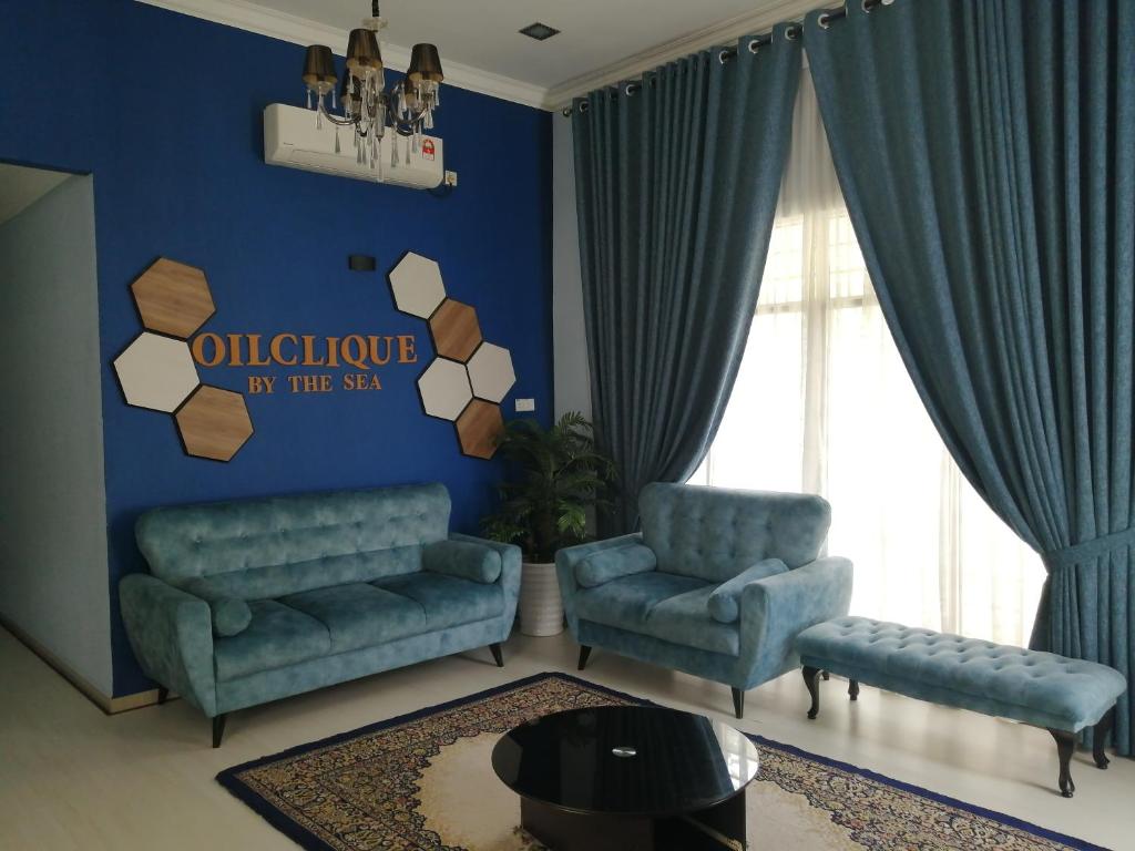 Oilclique By The Sea Guesthouse — Hotel in Dungun