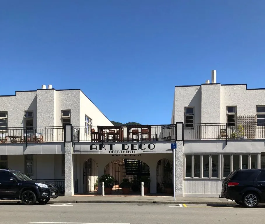 Art Deco No. 2 Apartment，位于皮克顿的酒店