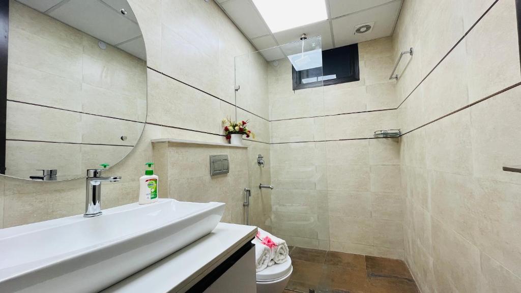Olive Service Apartments - City Centre Noida photo