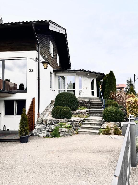 Schöne gemütliche Wohnung in traumhafter Lage bei Ofterschwang - 3