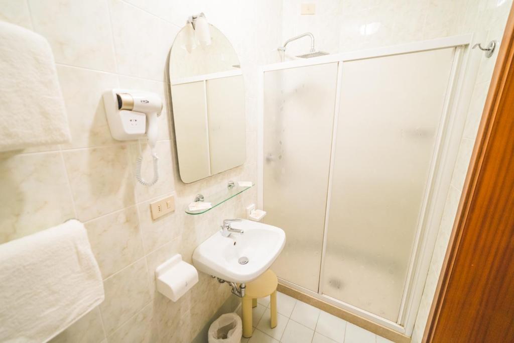 Hotel Grand Prix photo