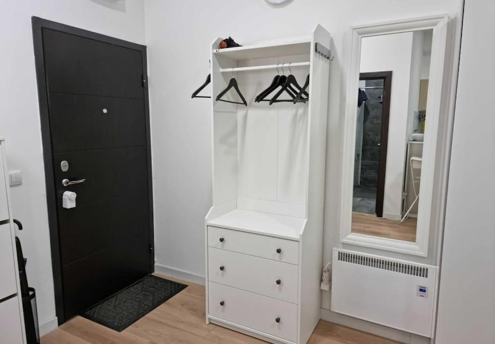 Klimt Business Grade All New Comfortable Apartment - 5