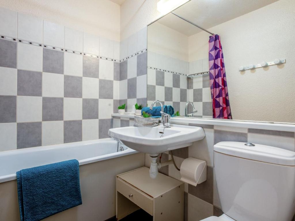 Studio Vostok Zodiaque-42 by Interhome - 4