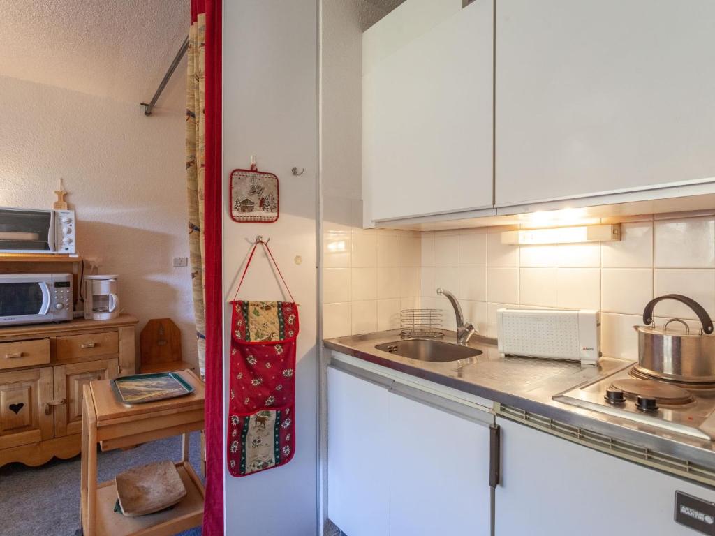 Studio Vostok Zodiaque-15 by Interhome - 5