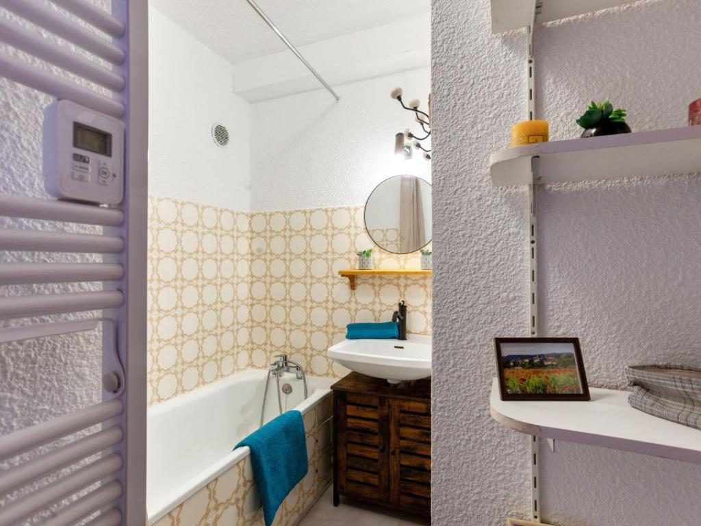 Studio Ariane-5 by Interhome - 3