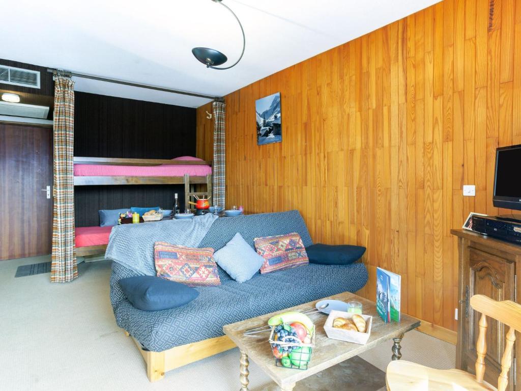Apartment Simiane-2 by Interhome - 2
