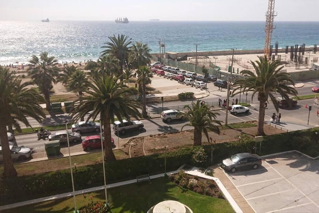 Frente al mar y a pasos del Mall - 1