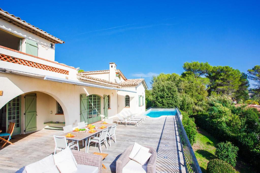 Villa Les Feuillets VI4250 by Riviera Holiday Hom - 2