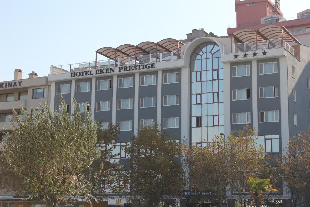 Hotel Eken Prestige — Hotel in Bandirma