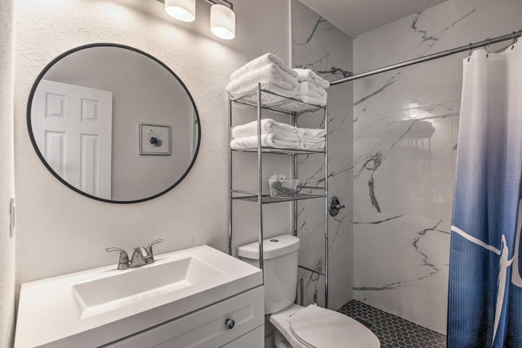 Ideally Located Miami Retreat 6 Mi to Beach! photo