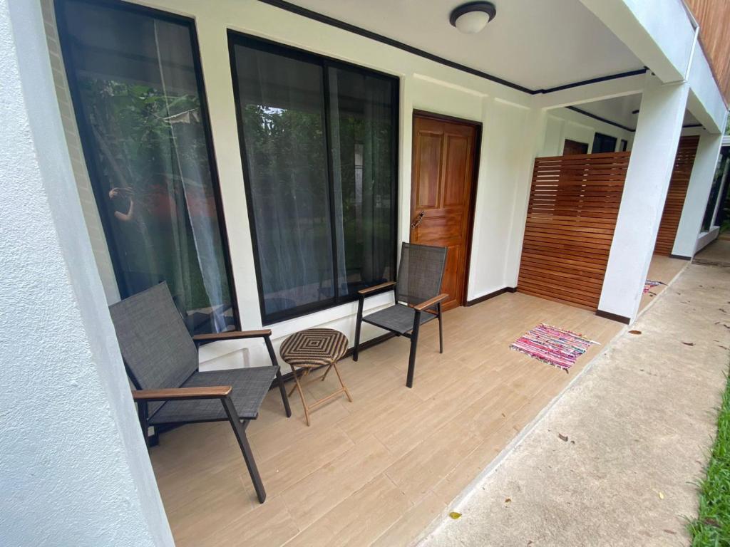 Aracari Garden Hostel photo